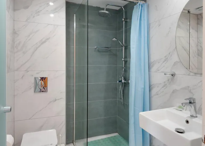 Ilios And Irene 6 Bed and Breakfast